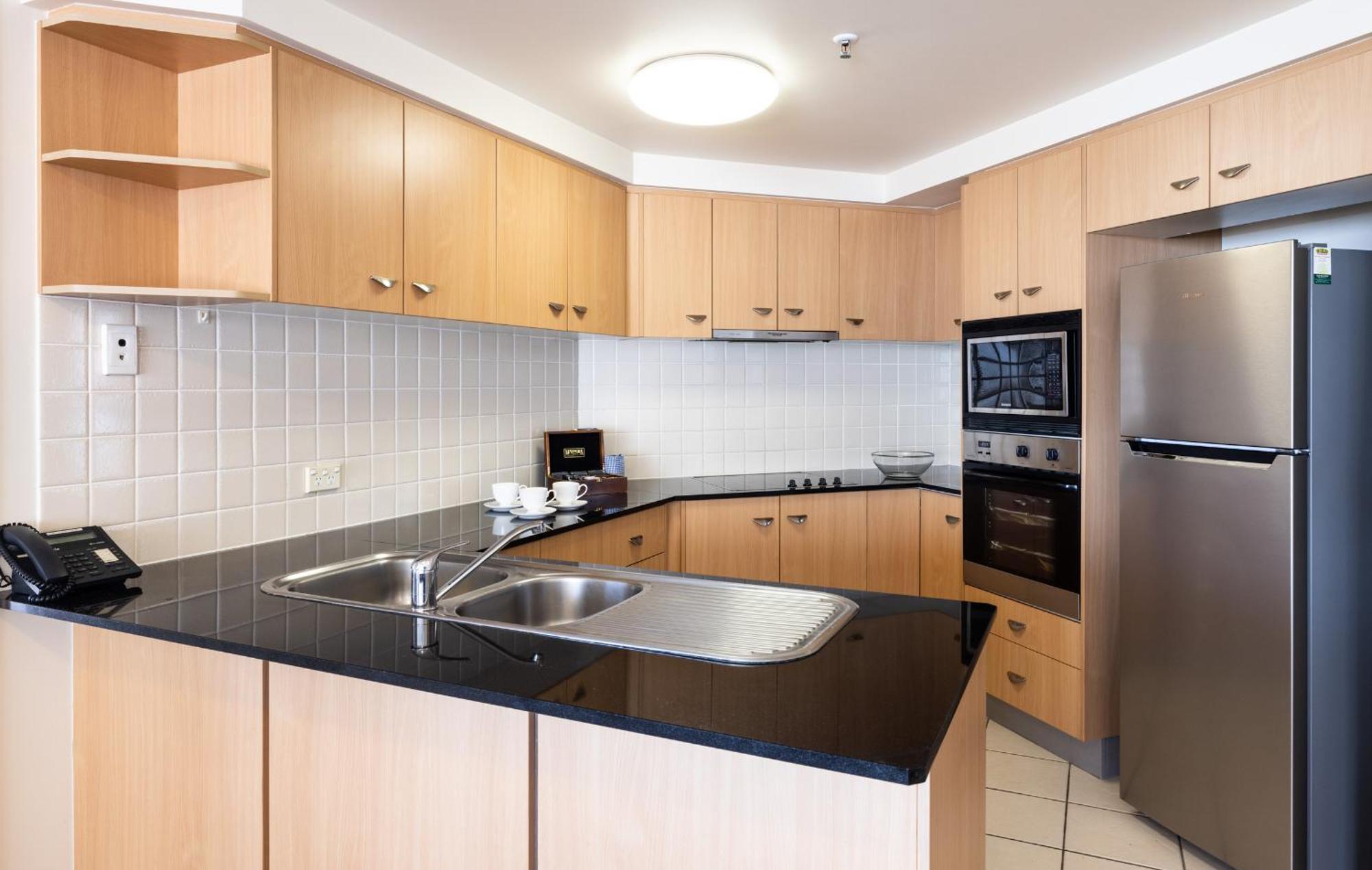 Bel Air On Broadbeach - Official Gold Coast Exterior photo
