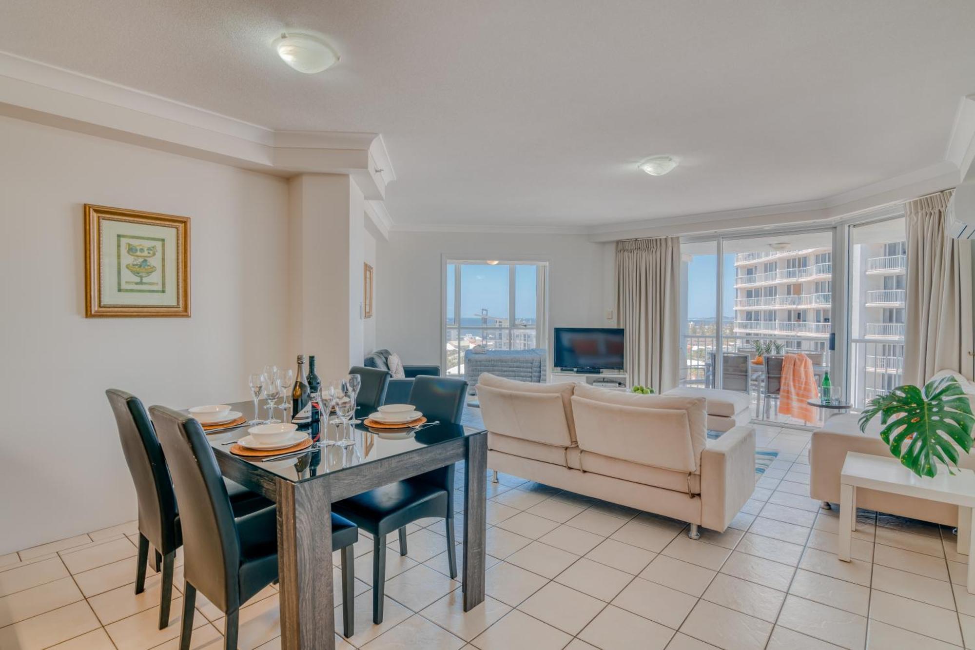 Bel Air On Broadbeach - Official Gold Coast Room photo